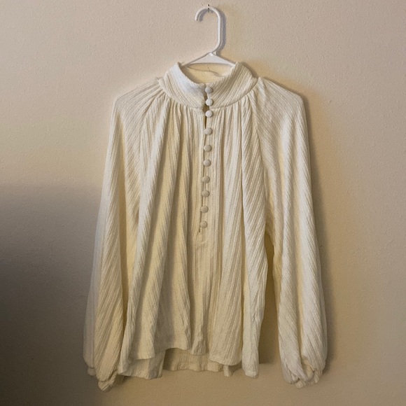 Vita Grace Palma Fine Gauge Sweater in Ivory White - Picture 8 of 15